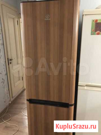 Холодильник Indesit б/у. В 184 * Ш 57 * Г 58 Нижний Новгород - изображение 1