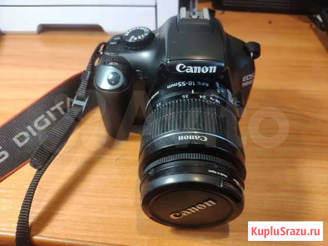 Зеркальный фотоаппарат Canon ES 1100d Омск - изображение 1