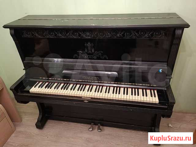 Пианино Красный октябрь Санкт-Петербург - изображение 1