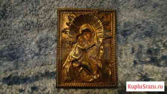 Старинная икона в серебряном окладе владимирскаябм Казань