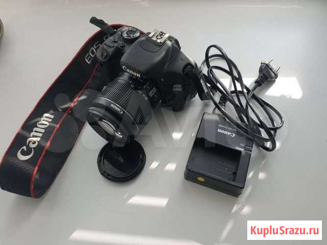 Зеркальный фотоаппарат canon EOS 600D Новочебоксарск - изображение 1