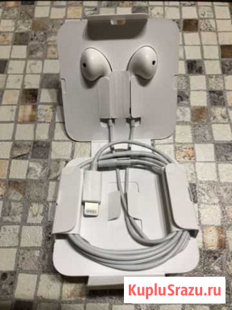 Наушники Apple EarPods с разъемом Lightning (белый Апатиты - изображение 1
