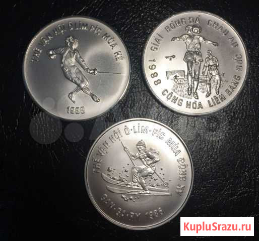 100 донг 1986-88г.Вьетнам,Фехтование,Лыжник,Футбол Москва - изображение 1