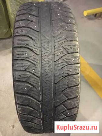 Зимние шины 4 шт, шипы. Bridgestone ice cruiser 28 Новосибирск - изображение 1