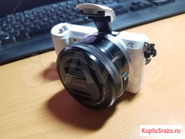 Sony a5100 white Омск - изображение 1
