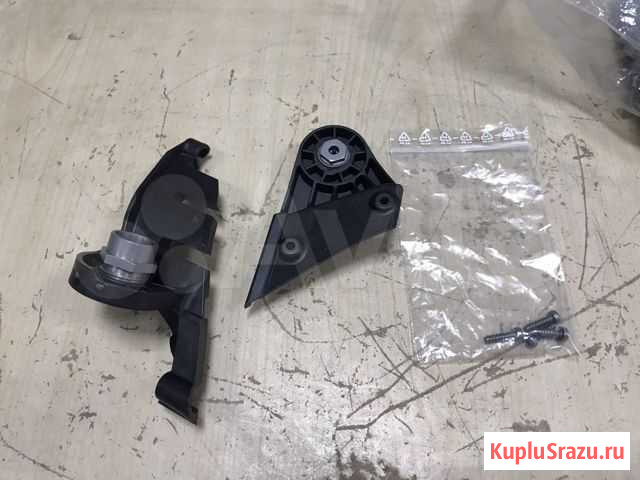 Кронштейн левой фары Mercedes-Benz E212 (до рест) Красноярск - изображение 1