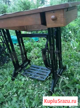 Основание от ножной швейной машинки Луга - изображение 1