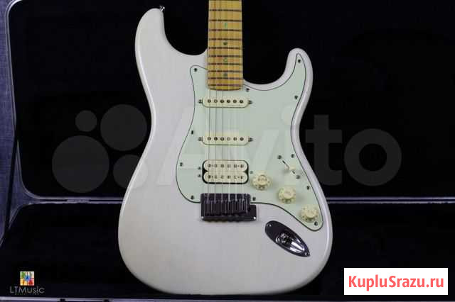 2000 Fender American Deluxe Stratocaster HSS Wh Москва - изображение 1