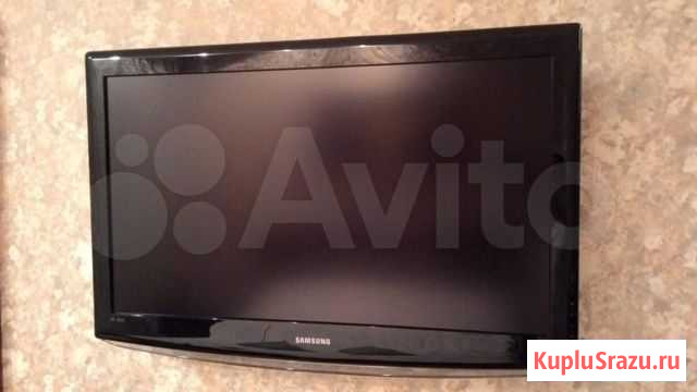 Телевизор samsung 37 Новомосковск - изображение 1