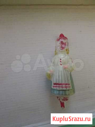 Игрушка елочная девочка с корзинкой Санкт-Петербург - изображение 1