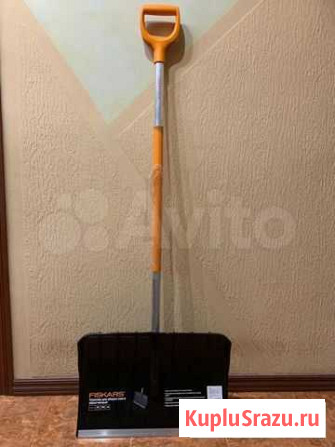 Лопата Fiskars новая Москва - изображение 1