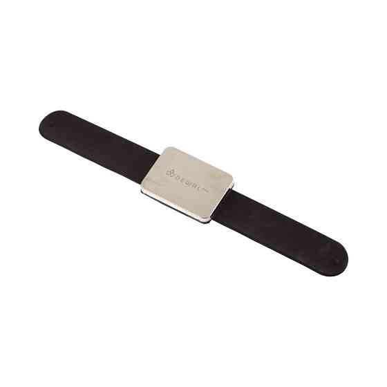 Магнитный держатель DEWAL для шпилек, невидимок. Цвет черный DEWAL MR-JPP094black 