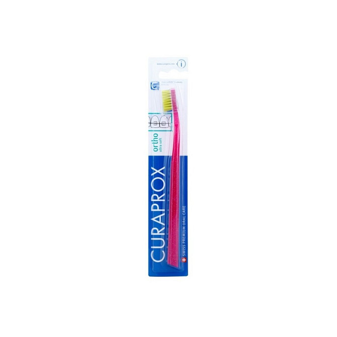 Ортодонтическая щетка Curaprox CS5460 ortho ultra soft, синий, диаметр щетинок 0.1 мм  - изображение 1