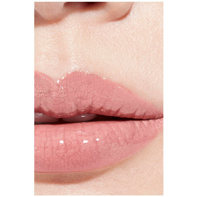 Chanel Le Rouge Duo Ultra Tenue, оттенок 47 Daring Red  - изображение 3