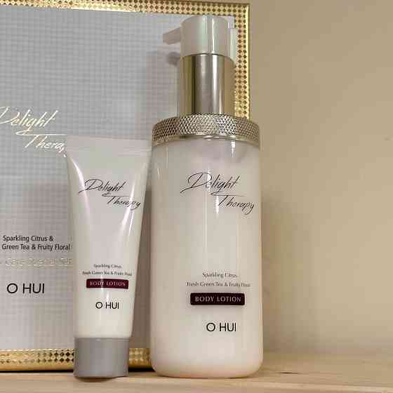 O HUI Люксовый набор для душа . Гель и Лосьон для тела 300 мл DELIGHT THERAPY BODY CARE SPECIAL SET 