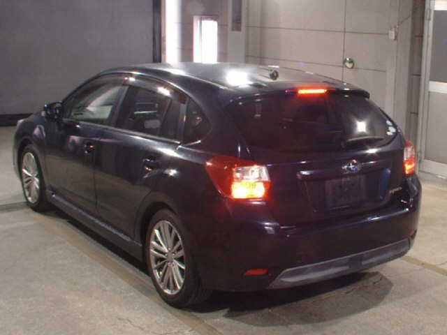 Хэтчбек Subaru Impreza Sports кузов GP6 модификация 2.0i-S Москва - изображение 2