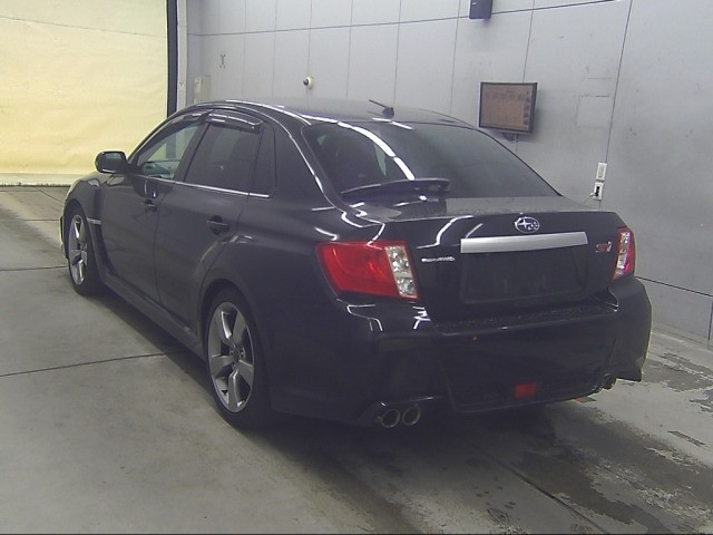 Седан турбо Subaru Impreza WRX STI кузов GVF модификация WRX STI A Line Москва - изображение 4