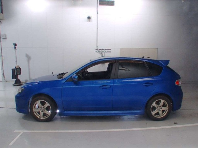 Хэтчбек Subaru Impreza кузов GH3 модификация 1.5i-S 4wd Москва - изображение 3