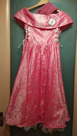 Платья нарядные 2 шт. Размер 146 Электросталь - изображение 1