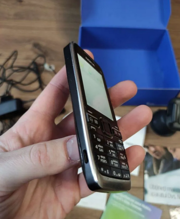 Смартфон Нокиа Е52 оригинал Finland коробочный комплект Санкт-Петербург - изображение 3