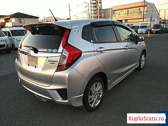 Хэтчбек гибрид Honda Fit Hybrid кузов GP6 модификация Hybrid S Package гв 2014 4wd Москва - изображение 4