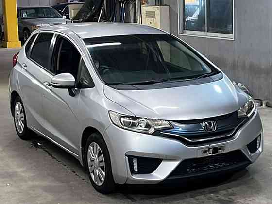 Хэтчбек Honda Fit кузов GK5 модификация 15X L Package Москва
