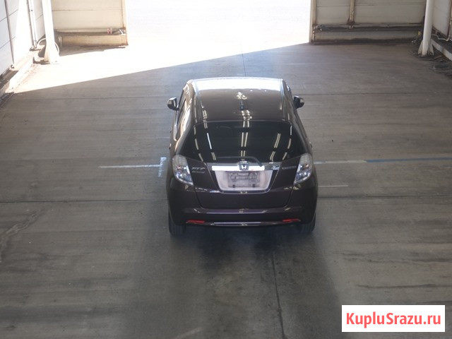 Хэтчбек гибрид Honda Fit Hybrid кузов GP1 модификация Hybrid 10TH Anniversary Москва - изображение 3