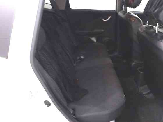 Хэтчбек Honda Fit кузов GE8 модификация 15RS 10th Anniversary Москва