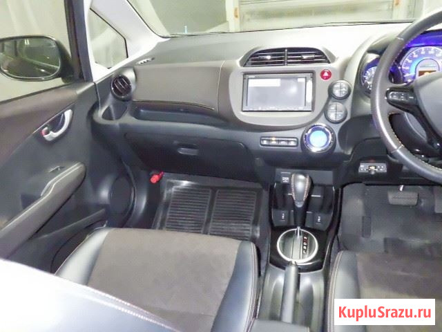 Универсал гибрид Honda Fit Shuttle Hybrid кузов GP2 Москва - изображение 3