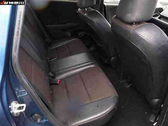 Универсал гибрид Honda Fit Shuttle Hybrid кузов GP2 модификация Hybrid Smart Edition Москва