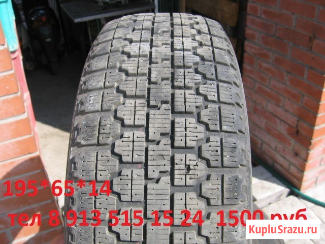 R14*195*65. Продам. BLIZZAK зимнее, 2018 год, б/у, одна покрышка/ 1500 руб Красноярск - изображение 1