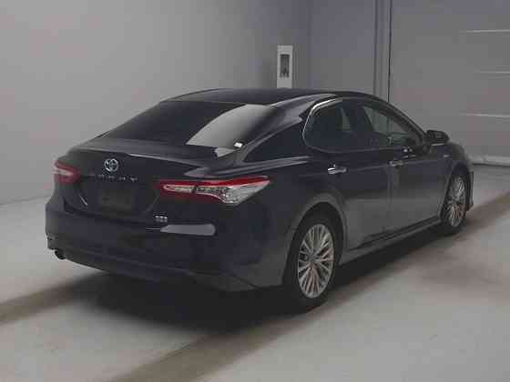Седан гибрид Toyota Camry Hybrid кузов AXVH70 модификация G Leather Package Москва