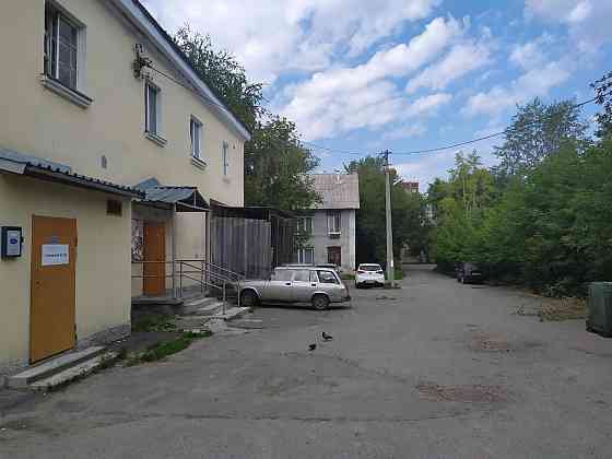 Комната 18.5 м² в 3-ком. кв., 2/2 эт. на продажу в Екатеринбурге Екатеринбург