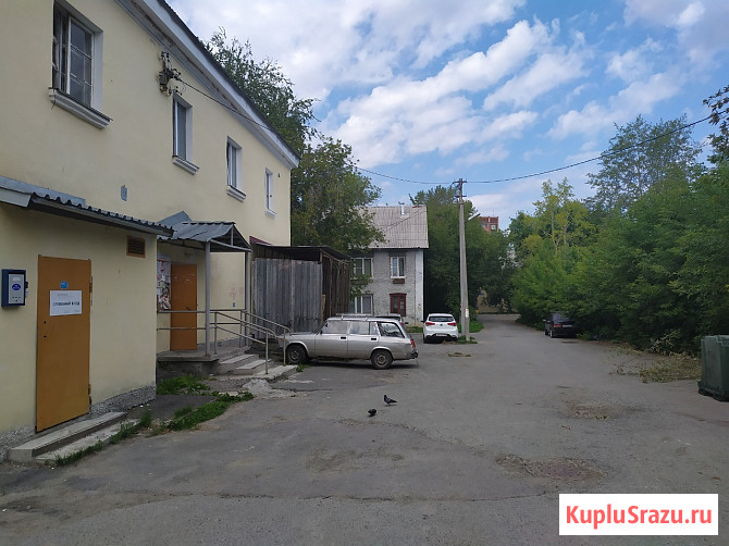 Комната 18.5 м² в 3-ком. кв., 2/2 эт. на продажу в Екатеринбурге Екатеринбург - изображение 1