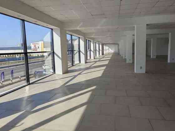 Помещение с панорамными окнами 880 м2 Майкоп