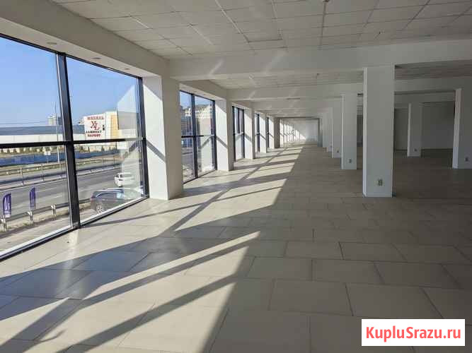 Помещение с панорамными окнами 880 м2 Майкоп - изображение 1