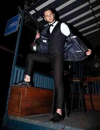 Прокат мужских костюмов и аренда смокингов в Красноярске RoSS Красноярск