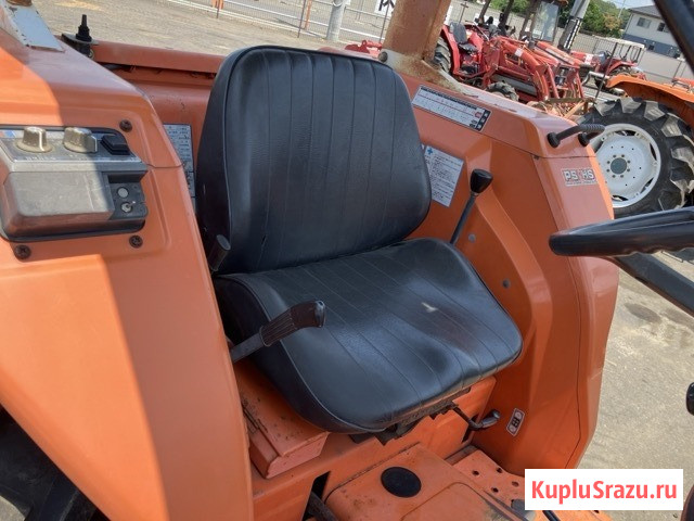 Минитрактор с/х Kubota Sunshine L1 Series L1-33D 4х4 крыша КУН ковш фреза наработка 738 мч Москва - изображение 3