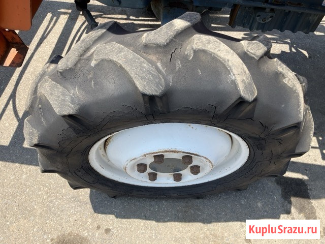 Минитрактор с/х Kubota Sunshine L1 Series L1-33D 4х4 крыша КУН ковш фреза наработка 738 мч Москва - изображение 4