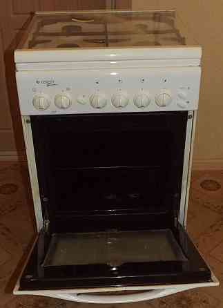 Продадим за 500 Р действующую газовую плиту б/у с электророзжигом 4 конфорки: «ГЕФЕСТ» 3100-001 Чебоксары