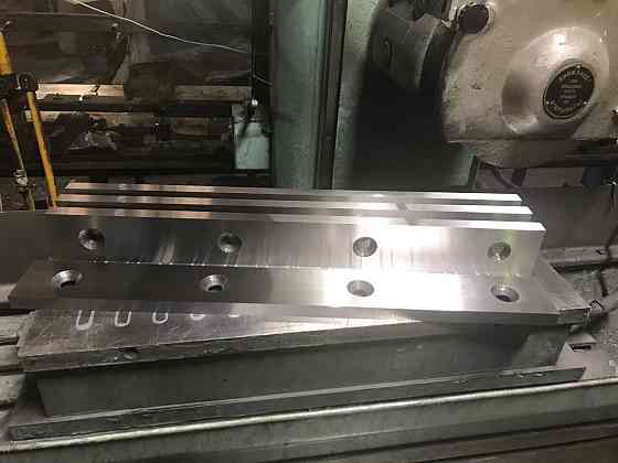 Заточка-шлифовка ножей для гильотины до 7000мм в короткие сроки. Изготовление ножей.ООО ТПЗ-Тула Москва