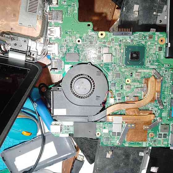 Ремонт компьютеров, ноутбуков. Установка программ Сочи