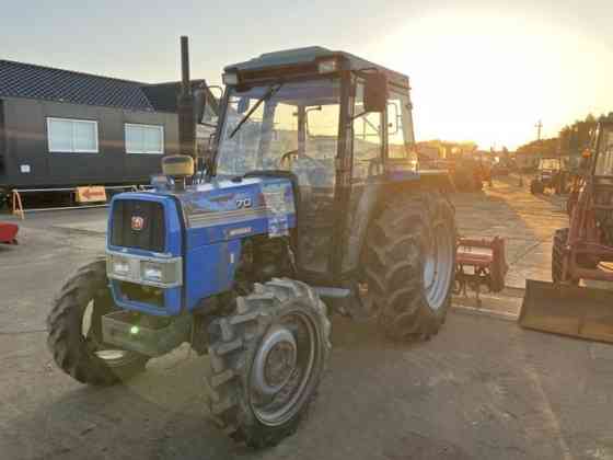 Трактор Iseki T70F 4х4 кабина фреза Москва