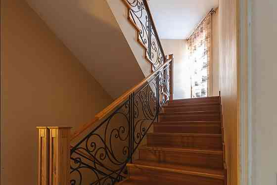 5-комнатная квартира, 272 м², 3/3 эт. на продажу в Красноярске Красноярск