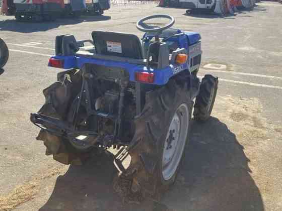 Минитрактор Iseki THS20 наработка 1022 мч 4х4 Москва