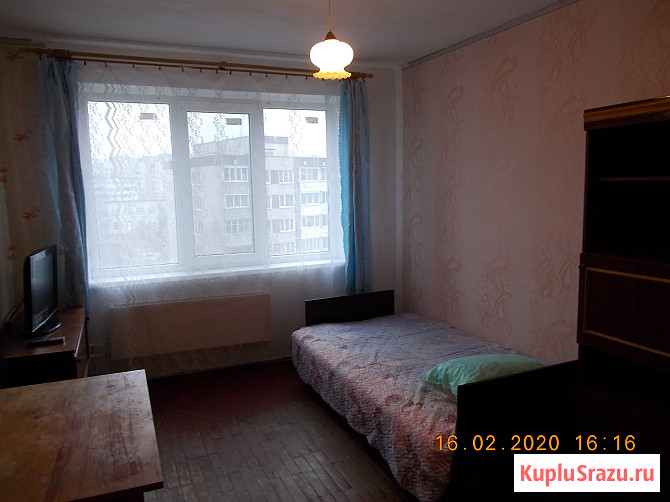 Комната 13 м² в 3-ком. кв., 5/5 эт. в аренду на длительный срок в Гатчине Гатчина - изображение 1