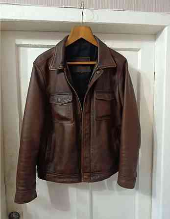 Новая кожаная куртка темно-коричневого цвета Санкт-Петербург