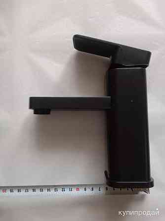 Смеситель стильный новый, горячая и холодная вода Липецк