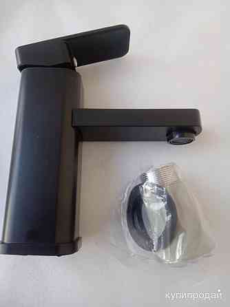 Смеситель стильный новый, горячая и холодная вода Липецк