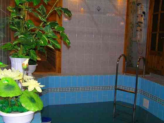 Коттедж 450 м² на участке 4 сот. на продажу в Алуште Алушта